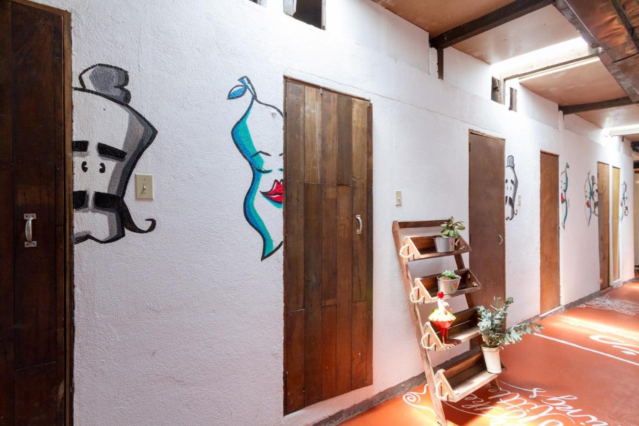 Casa Tamarindo Bed & Breakfast Antigua Exterior photo