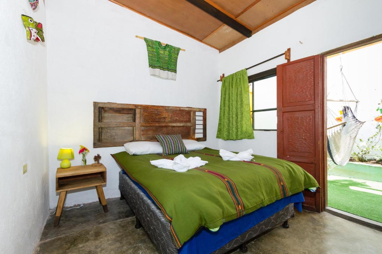 Casa Tamarindo Bed & Breakfast Antigua Exterior photo